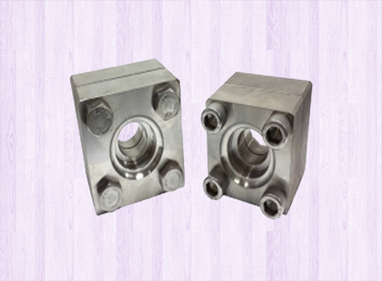 ASME/ANSI B16.5 SQUARE Flanges Manufacturer Exportrer